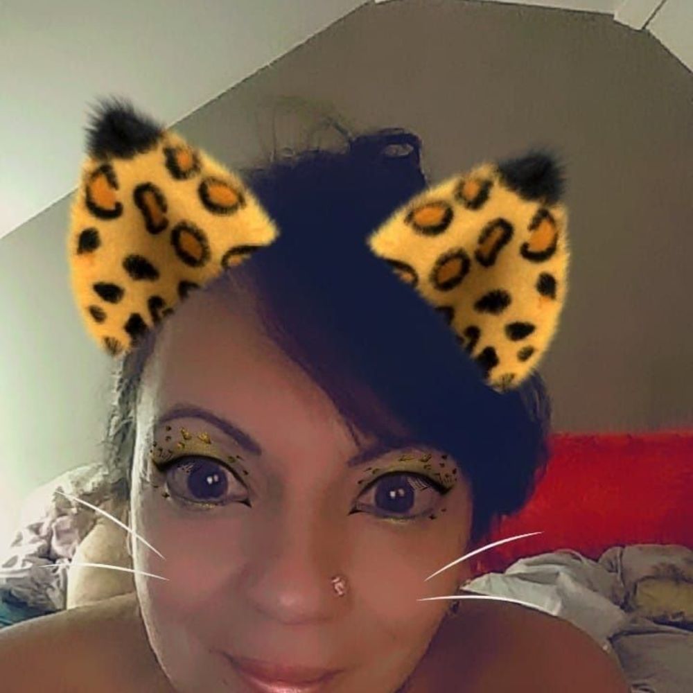 Meet your Posher, Cynthia